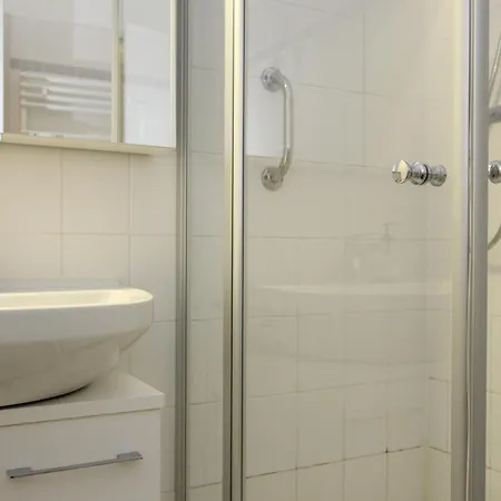 Kormoran Harry's Place Q8 * Prerow