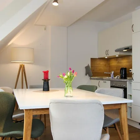 Kormoran Harry's Place Q8 Apartamento *